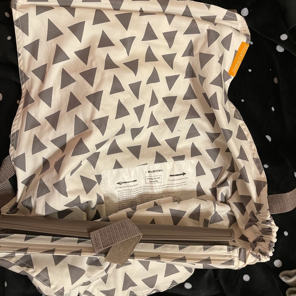 Binxy baby shopping cart baby holder